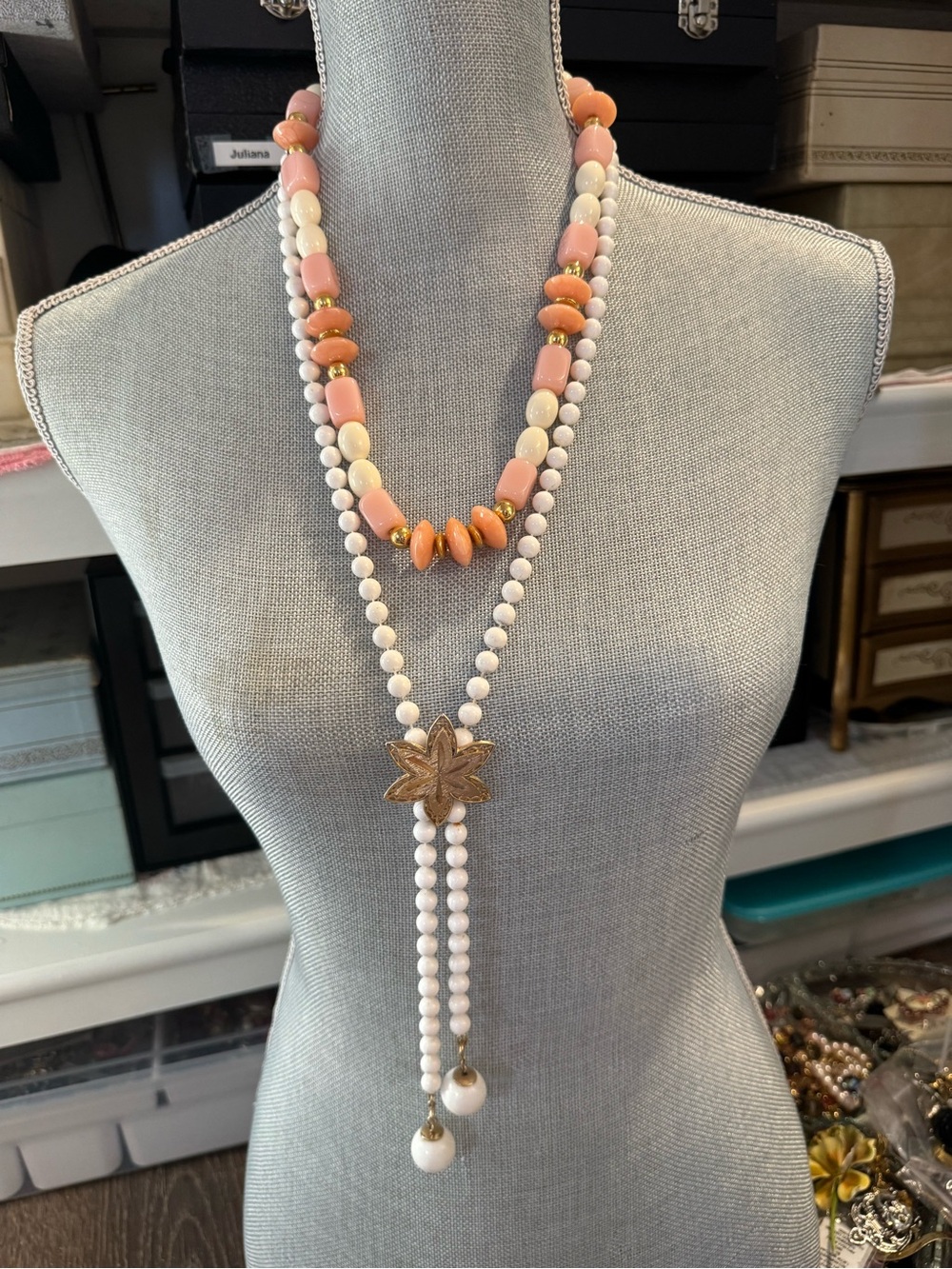 👑 Crown Trifari and a Vintage necklace lot👑